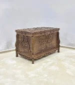 Maraş El Oyma Ceviz Ahşap Çeyiz Sandığı – 83x48x57 Cm Özel Motifli Sandık | Hayat Ağacı Model - Görsel 7